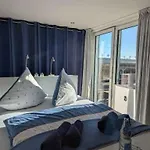 Feriehus Am Mit Ruderboot *