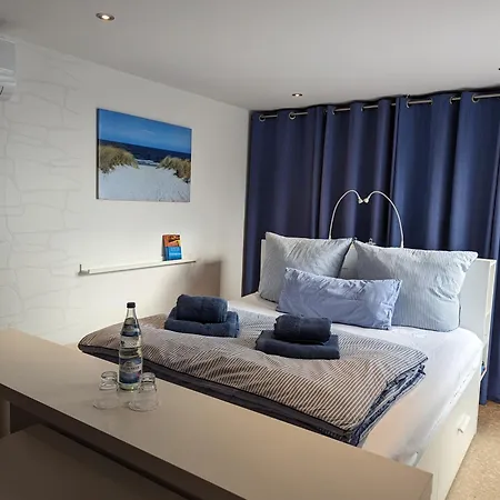 Am Mit Ruderboot 度假居 Mustin (Mecklenburg-Vorpommern)