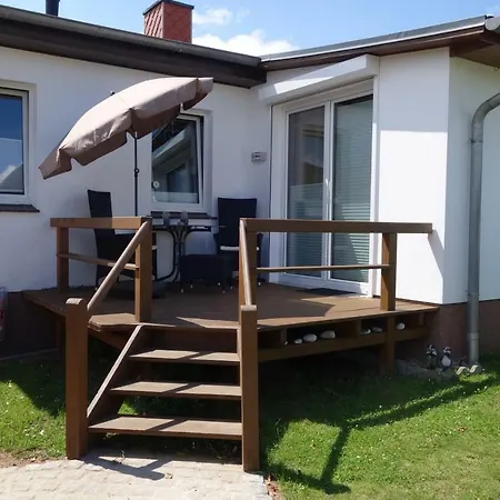 Am Mit Ruderboot 度假居 *