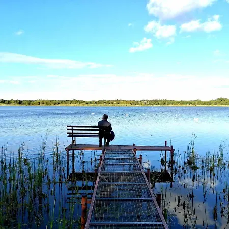 בית נופש Am Mit Ruderboot *